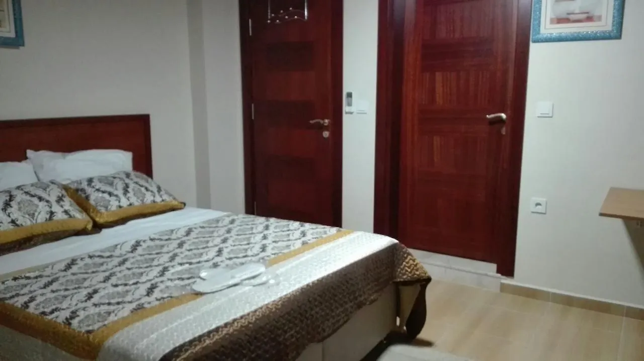 Baskent Otel Dikili 3*,