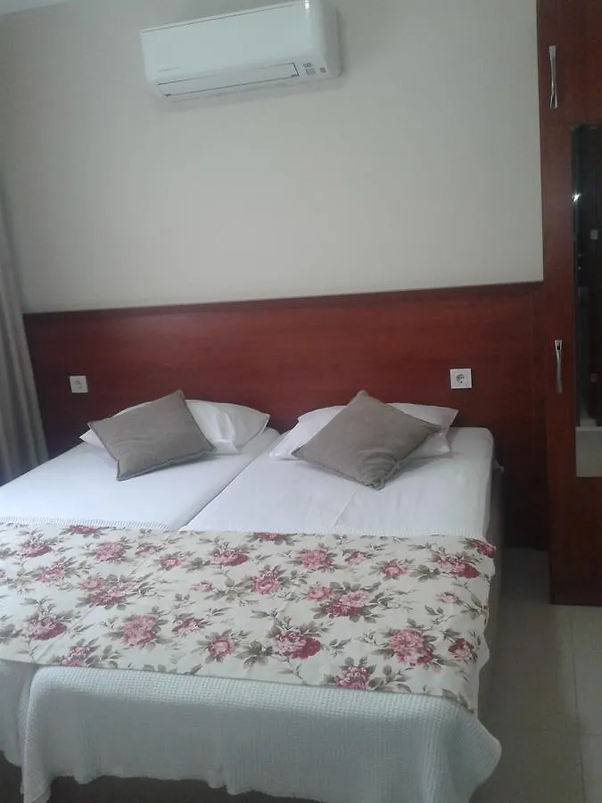 Baskent Otel Dikili Türkiye